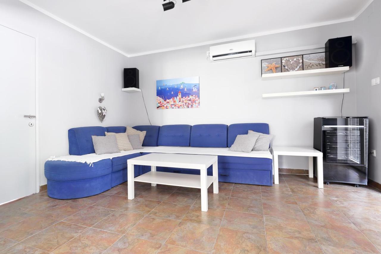 Apartman Don Pag Town Exteriör bild